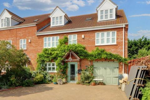 5 bedroom semi-detached house for sale - Thistledown, Doddington, March, PE15