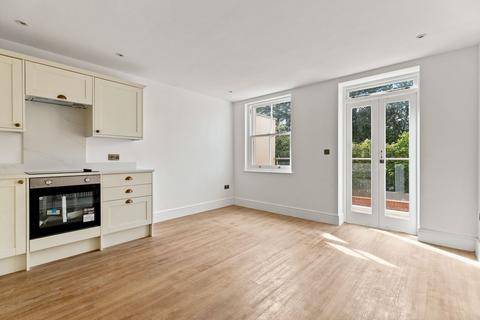 2 bedroom flat for sale, The Bayle, Folkestone, CT20