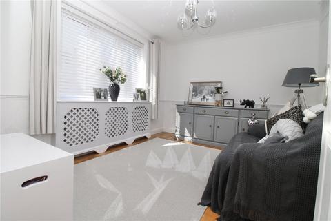 4 Bladen Drive, Rushmere St Andrew, Ipswich, IP4 5UG