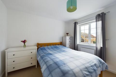 27 Baker Way, Witham, CM8 1UG