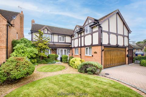 5 bedroom detached house for sale, Coleshill Heath Road, Marston Green, Birmingham, B37 7JA