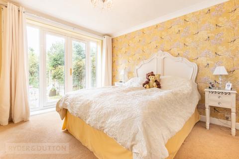 42 Grove Road, Uppermill, Oldham, OL3 6JL