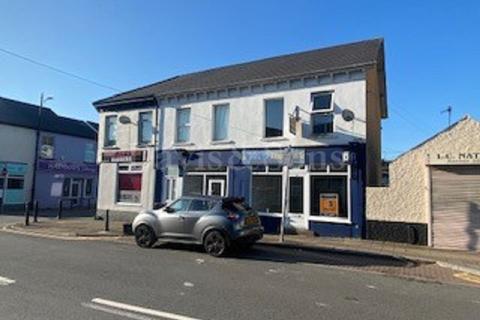 Shop to rent, Commercial Street, Pontnewydd, Cwmbran, Torfaen. NP44 1DY