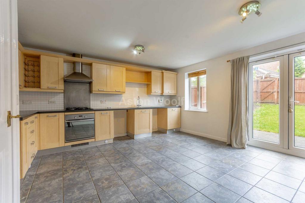 House in Nottingham - View 3