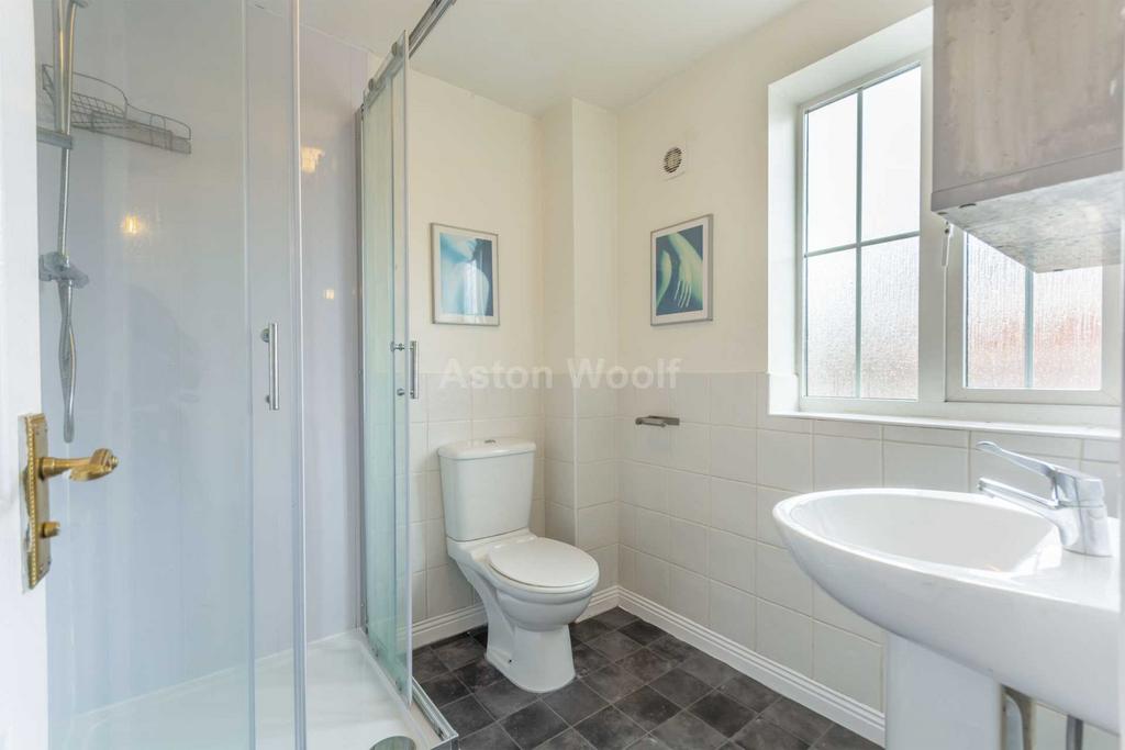 House in Nottingham - More