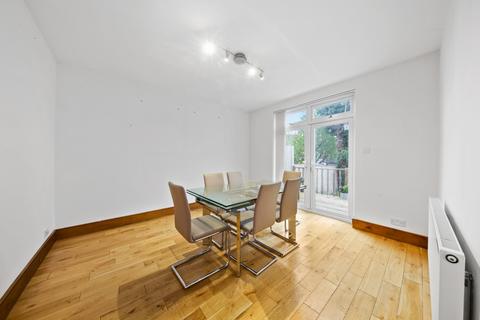 4 bedroom semi-detached house to rent - Dollis Hill Avenue, Dollis Hill, NW2