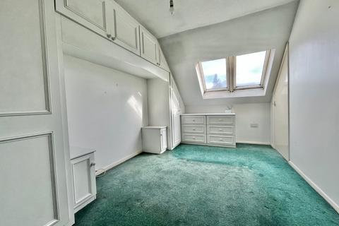 22 Hollybush Close, Acton Turville, Badminton, GL9 1JJ