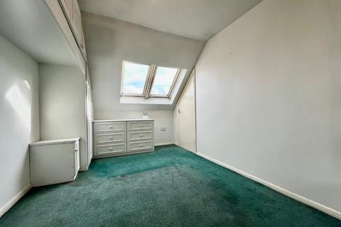 22 Hollybush Close, Acton Turville, Badminton, GL9 1JJ