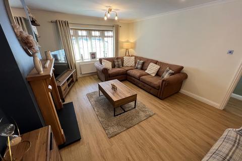 12 Green Acre Drive, Tonypandy, CF40 1DA