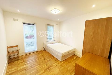 4 bedroom flat to rent, Hillmarton Road, London, N7