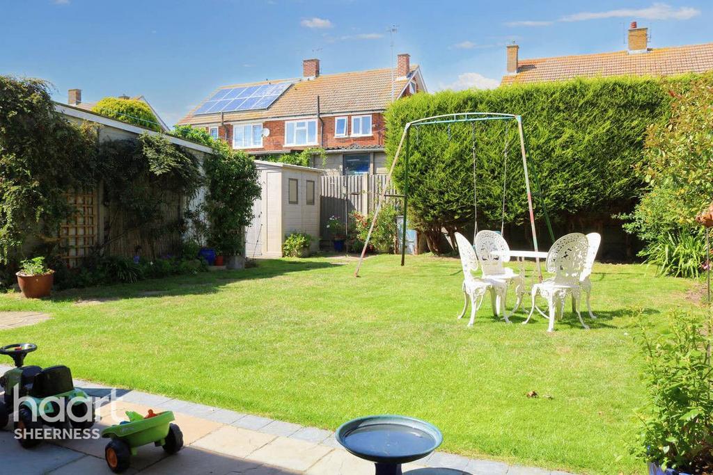 Queenborough Road, Halfway 4 bed detached house for sale £360,000