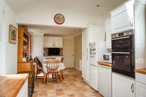 46 Bromstone Road, Broadstairs, CT10 2HT