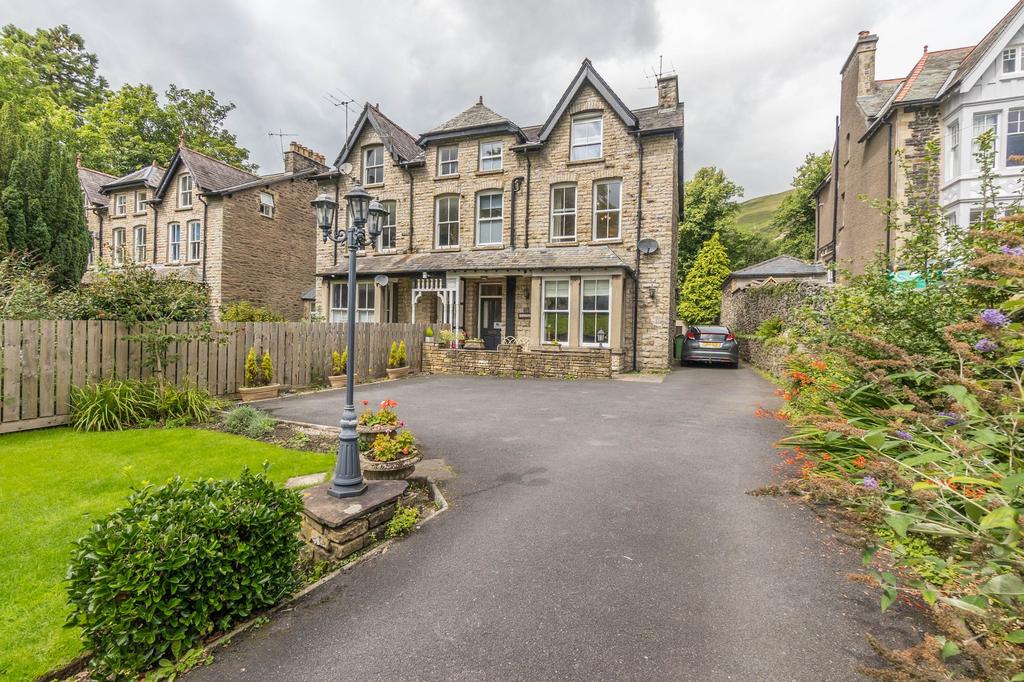 Daleslea Station Road, Sedbergh 5 bed property for sale £550,000