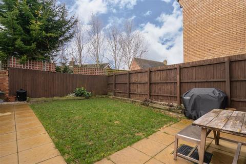 25 Easton Lane, Bozeat, Wellingborough, NN29 7NN