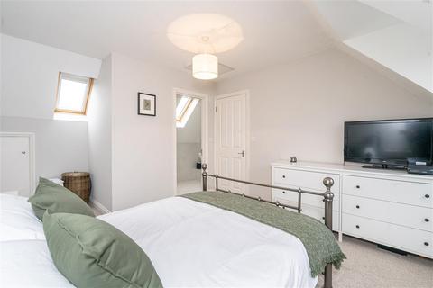 25 Easton Lane, Bozeat, Wellingborough, NN29 7NN