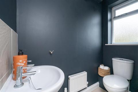 25 Easton Lane, Bozeat, Wellingborough, NN29 7NN