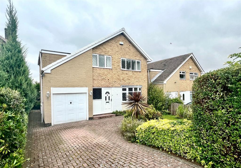 St. Juliens Way, Cawthorne, Barnsley, S75 4ES 4 bed detached house for sale £500,000