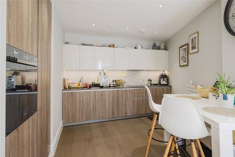 1 bedroom apartment for sale, Queenshurst, Kingston upon Thames, KT2