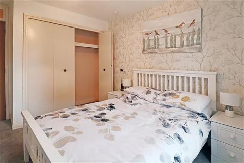 1 bedroom retirement property for sale - Farley Court, Farnborough GU14