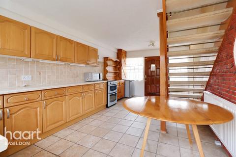 52 Codenham Straight, Basildon, SS16 5DH