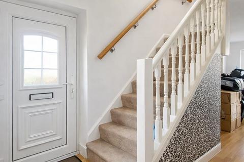 2 bedroom semi-detached house to rent, Kenton Lane, Harrow HA3