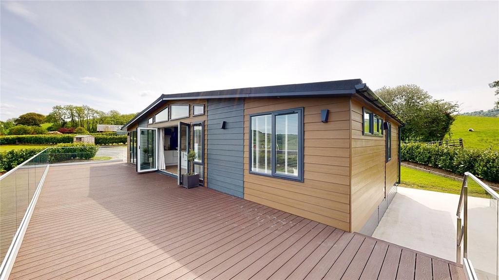 2 bedroom detached house for sale
