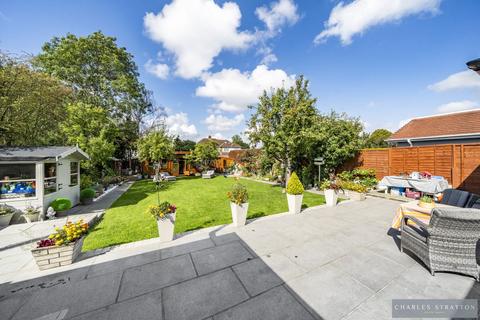undefined, Brook Close, Gidea Park