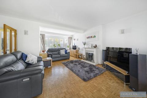 undefined, Brook Close, Gidea Park