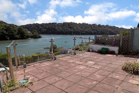4 Bar Meadows, Malpas, Truro, TR1 1SS