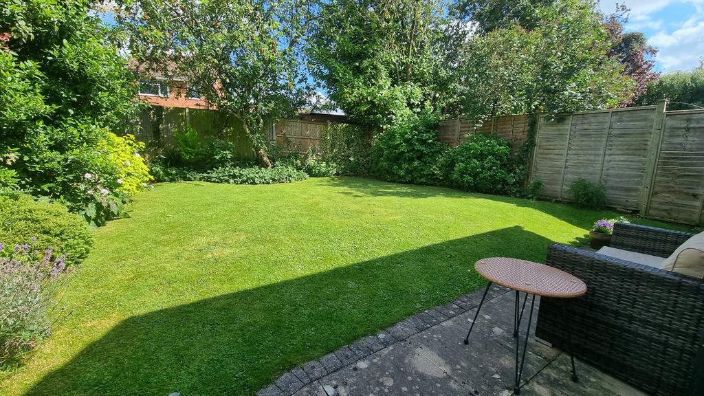 Sycamore Grove, Southam, CV47 4 bed detached house for sale £355,000