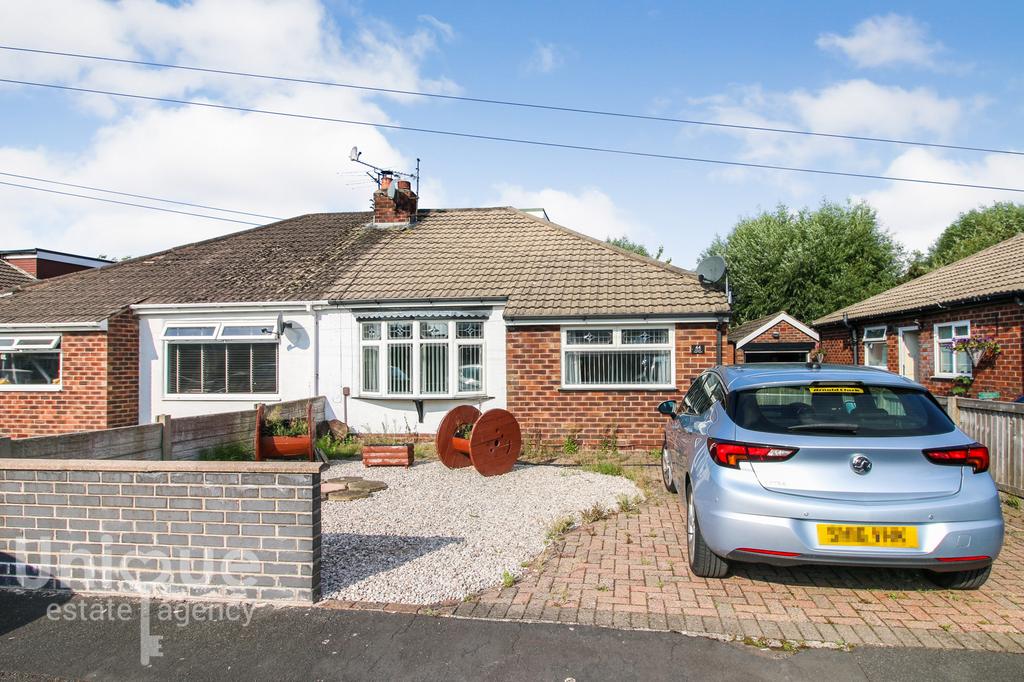 Rydal Avenue, Freckleton PR4 2 bed bungalow for sale £160,000