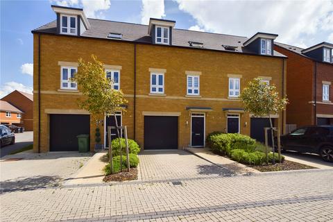 3 bedroom terraced house for sale, Forest Glade, Newbury, Berkshire, RG14