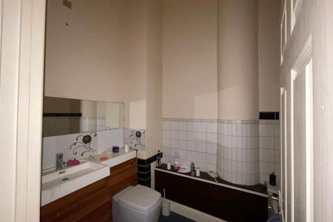 1 bedroom flat for sale - Flat 109 Stanford House, Princess Margaret Road, East Tilbury, Essex, RM18 8YR