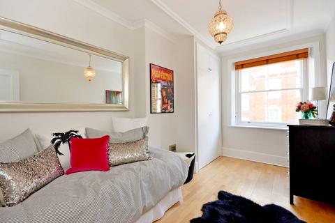 2 bedroom flat for sale, Gloucester Road, South Kensington, London, SW7