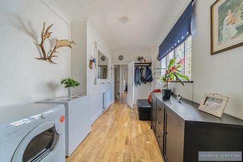 undefined, Pemberton Avenue, Gidea Park