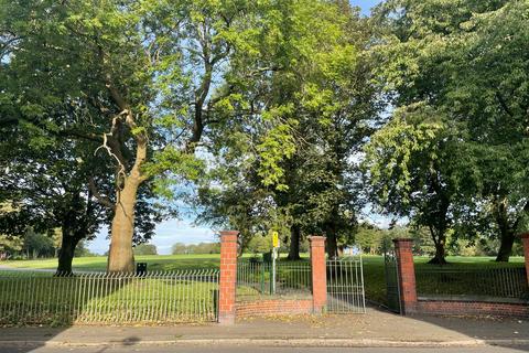 19 Caldon Quay, Stoke-on-trent, ST1 3DT