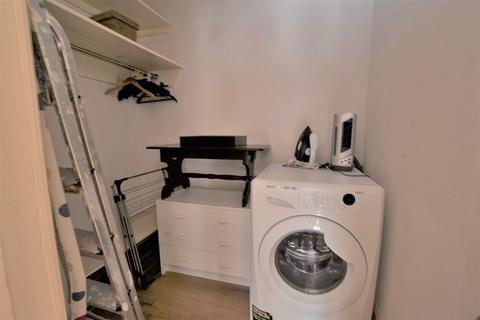 1 bedroom flat to rent, Stewart Terrace, Edinburgh, EH11