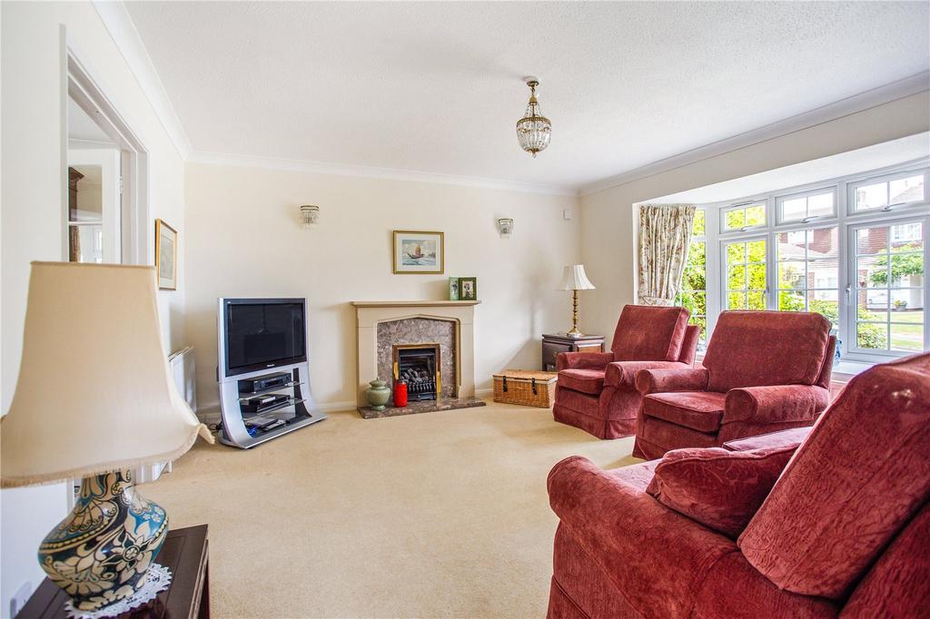 Badger Drive, Haywards Heath, West Sussex, RH16 4 bed detached house ...