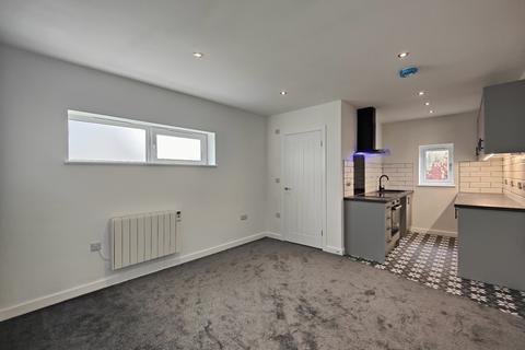 1 bedroom flat to rent, Flanshaw Lane, Wakefield, West Yorkshire, UK, WF2