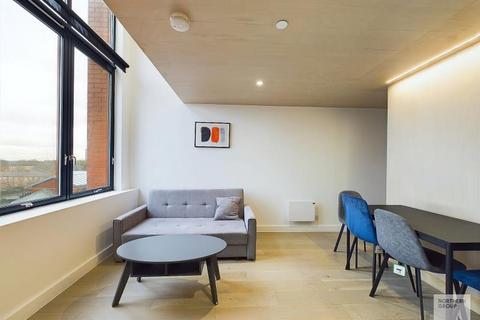 2 bedroom apartment to rent, Sky Gardens :: Old Trafford