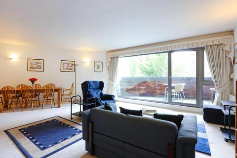 2 bedroom flat for sale, Century Court, Montpellier Grove, Cheltenham, Gloucestershire, GL50