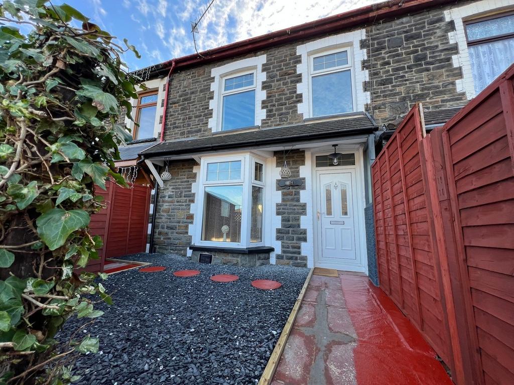 Kenry Street Tonypandy Tonypandy 3 bed terraced house £750 pcm (£