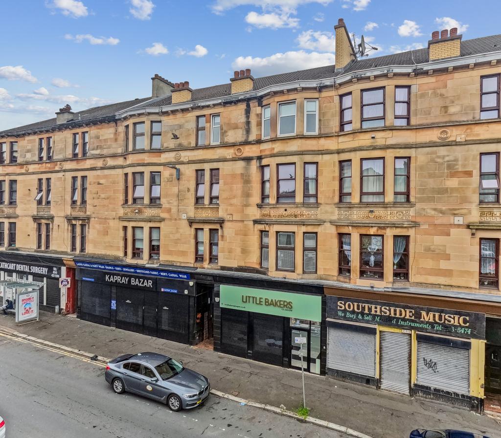 Cathcart Road, Flat 3/1, Crosshill, Glasgow, G42 8AD 2 bed flat for sale £95,000