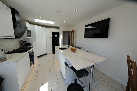 4 bedroom detached bungalow for sale - Burton Road, Melton Mowbray