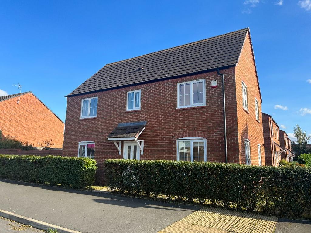Rowan Place, BidfordonAvon, Alcester 4 bed detached house for sale