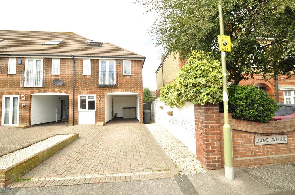 Grove Avenue, Gosport, Hampshire, PO12 3 bed end of terrace house £