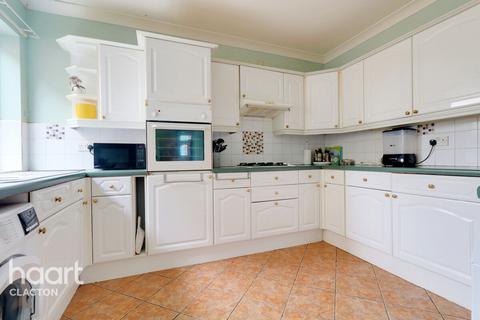 4 bedroom semi-detached house for sale, Meredith Road, Clacton-On-Sea