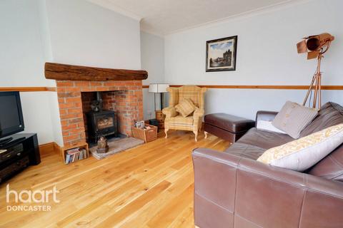 3 Halmshaw Terrace, Bentley, Doncaster, DN5 0BD