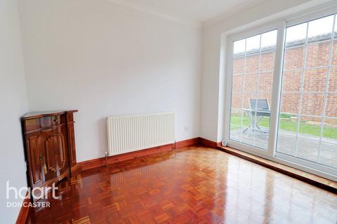 3 Halmshaw Terrace, Bentley, Doncaster, DN5 0BD