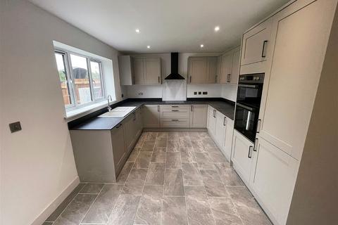 Sparrow House Gull Road, Guyhirn, Wisbech, PE13 4ER